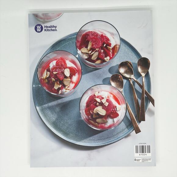 Lot of 2 New Weight Watchers WW Cookbooks Recipe Books - Picture 3 of 7